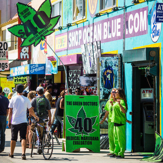 9514411368_519fac4885_z